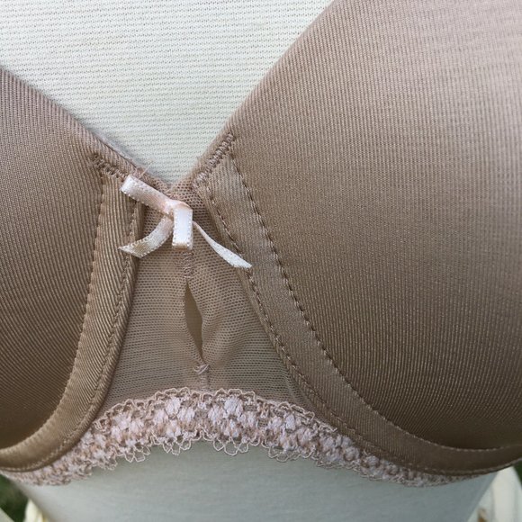 B.Tempt'd Faithfully Yours Strapless Push-up Bra - Picture 3 of 16